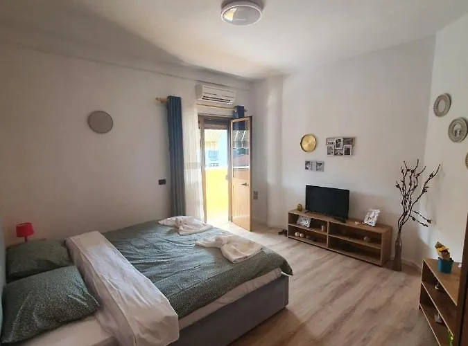 Wonderful Rooftop بيت ضيافة تيرانا