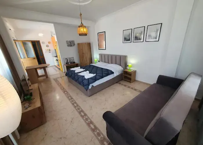 Wonderful Rooftop Pensión *