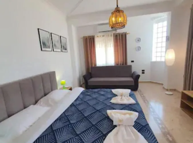 Wonderful Rooftop 招待所